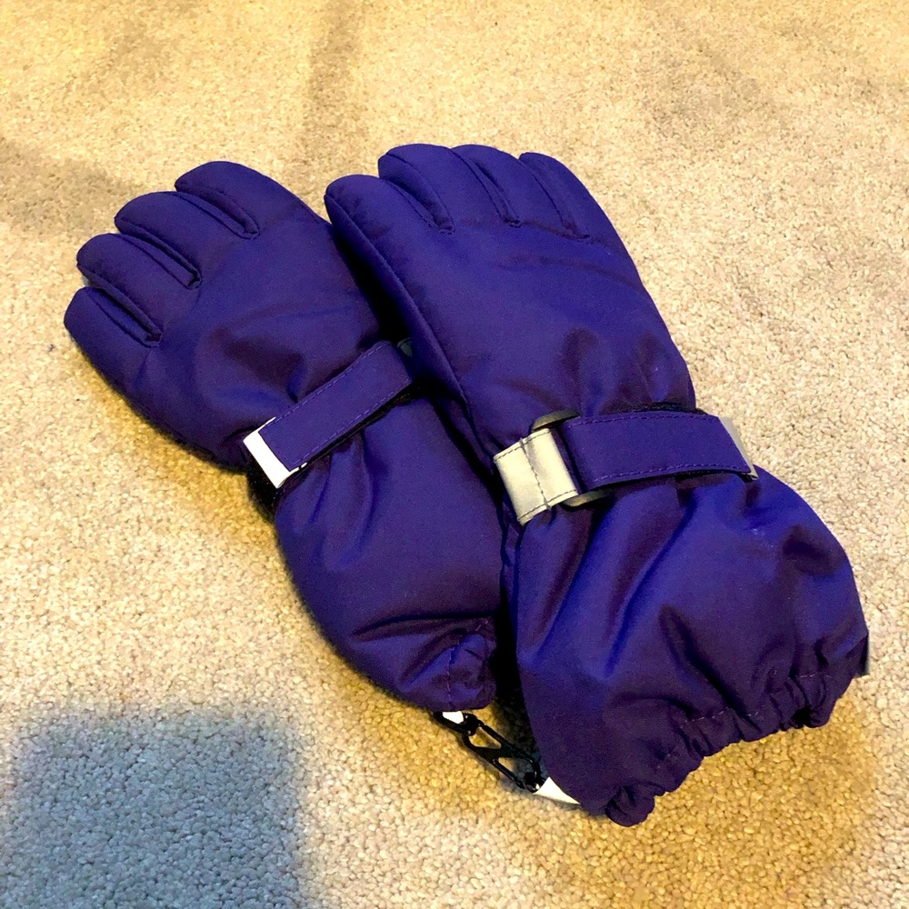 Kids winter gloves size 4-6 years